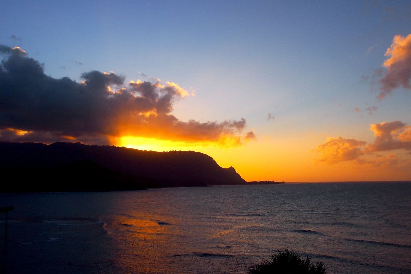 ハナレイビーチ夕日